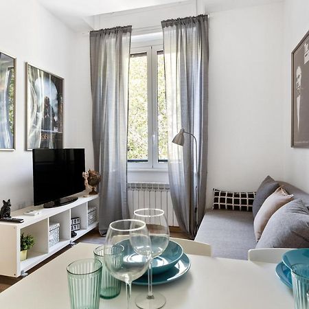 Apartamento Certosa Colorful Mini Flats Milán Exterior foto