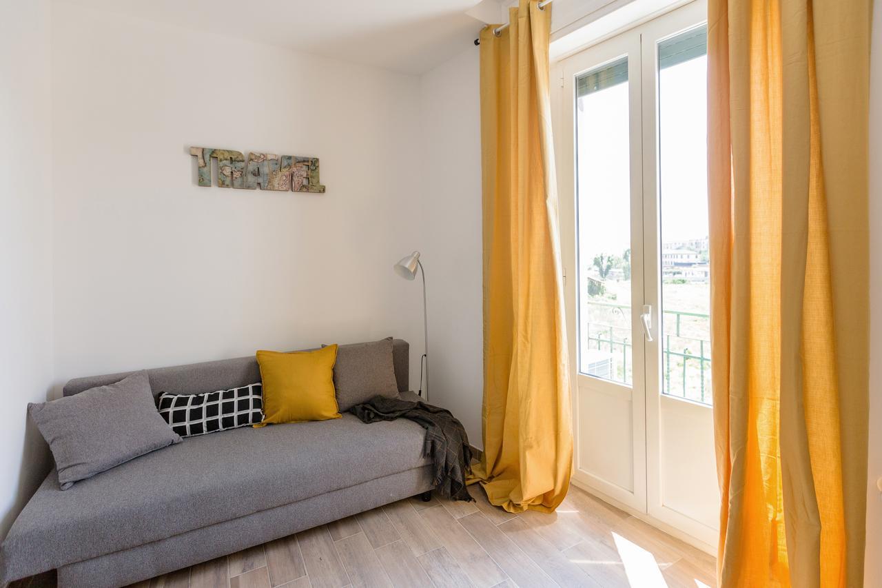 Apartamento Certosa Colorful Mini Flats Milán Exterior foto
