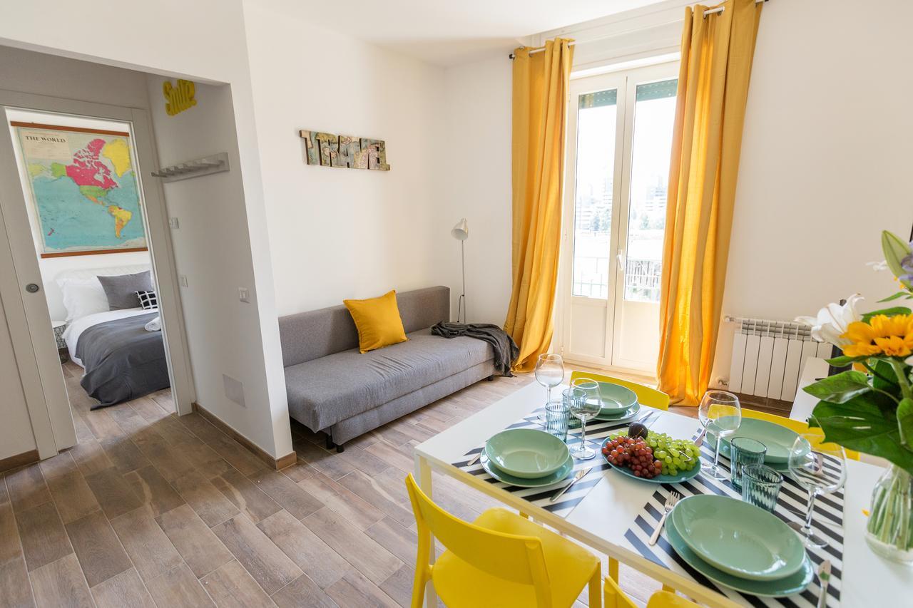 Apartamento Certosa Colorful Mini Flats Milán Exterior foto